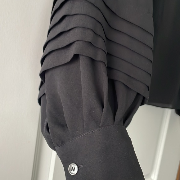 Louis Vuitton Blouse - Picture 4 of 8